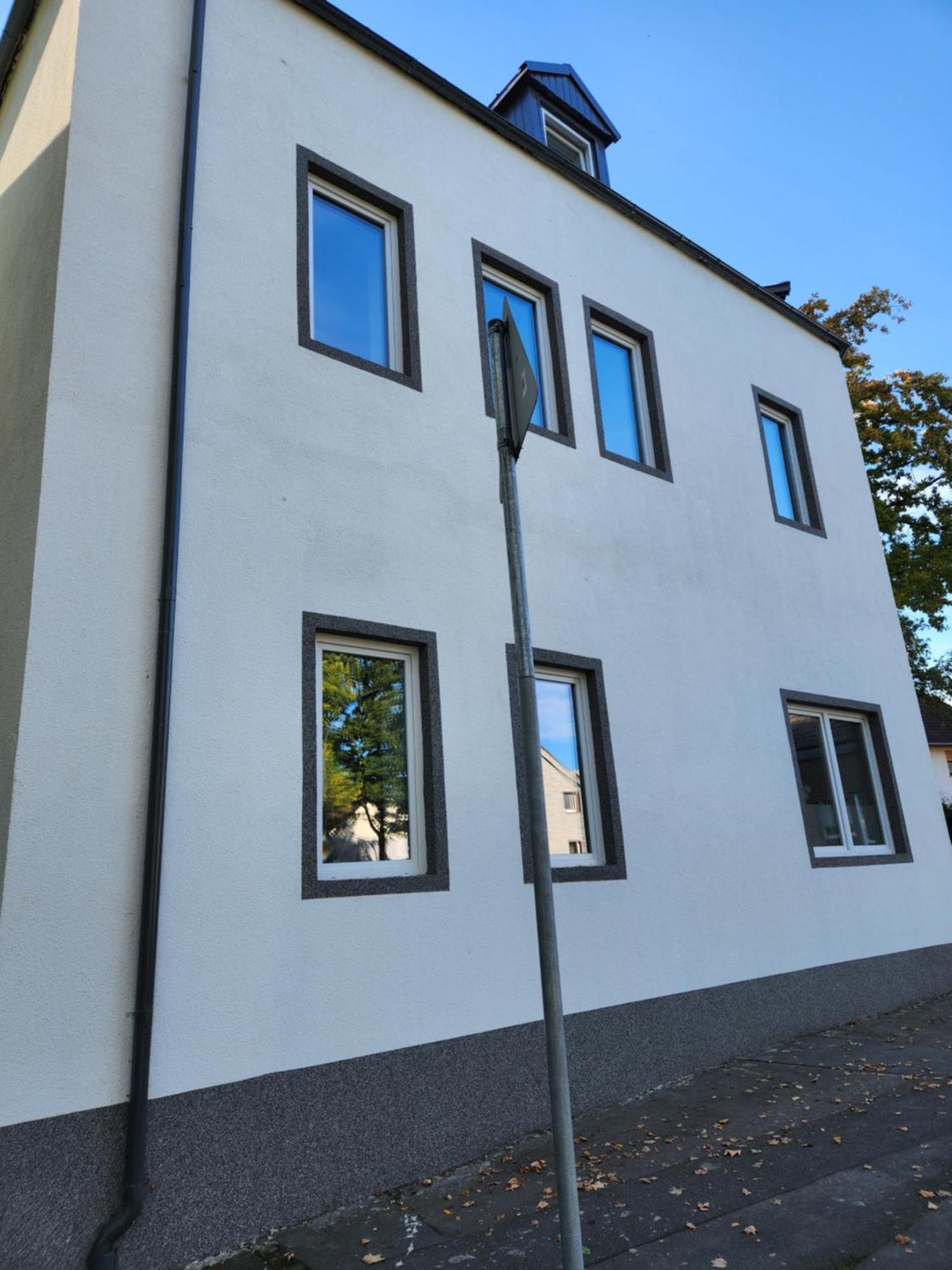Apartment Topflat Mit Kueche I Gratis Parkplatz I Drei Schlafzimmer I Zentrumnah Dortmund